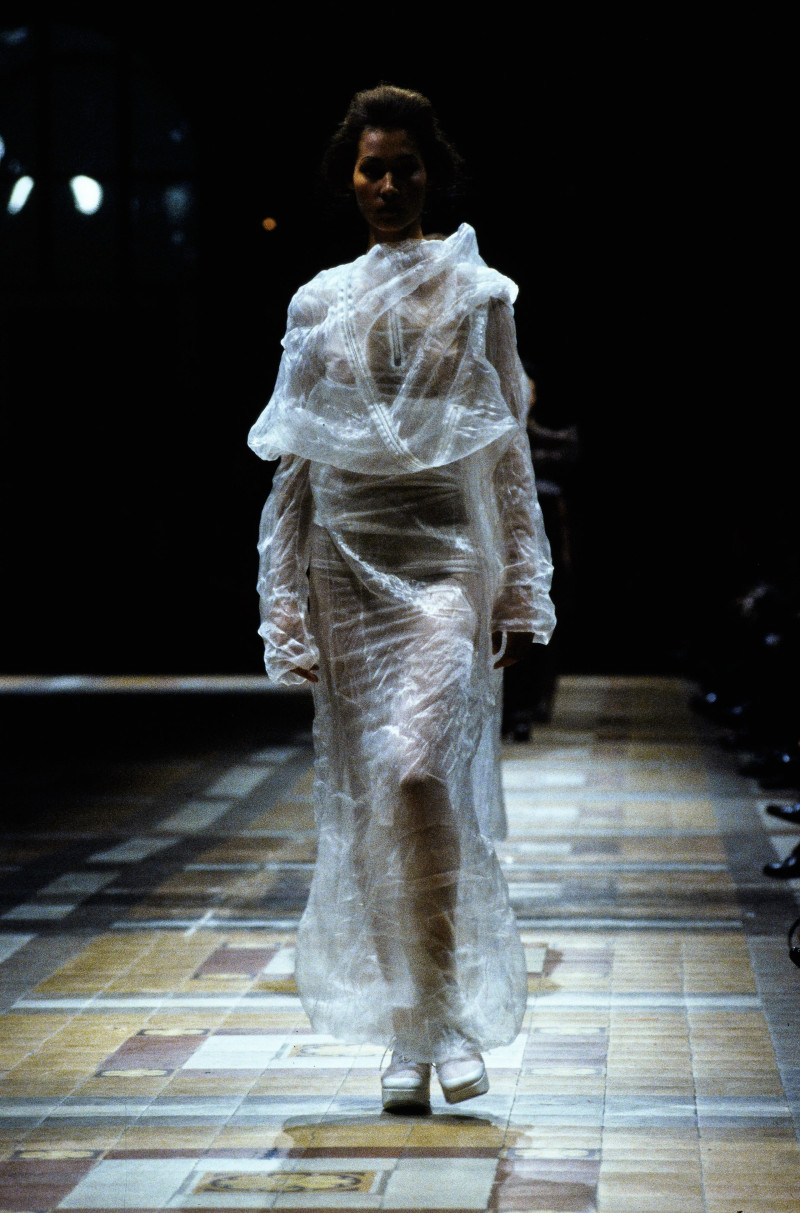 Issey Miyake fashion show for Spring/Summer 1998