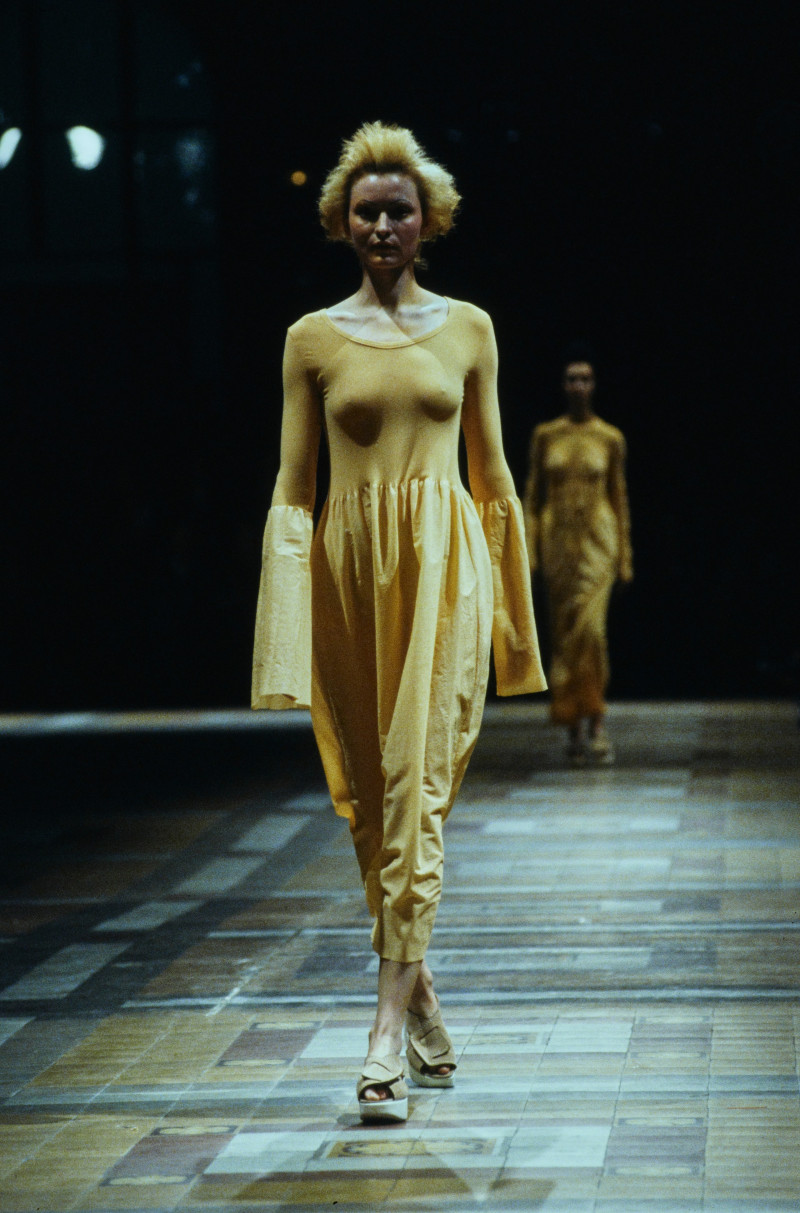Issey Miyake fashion show for Spring/Summer 1998