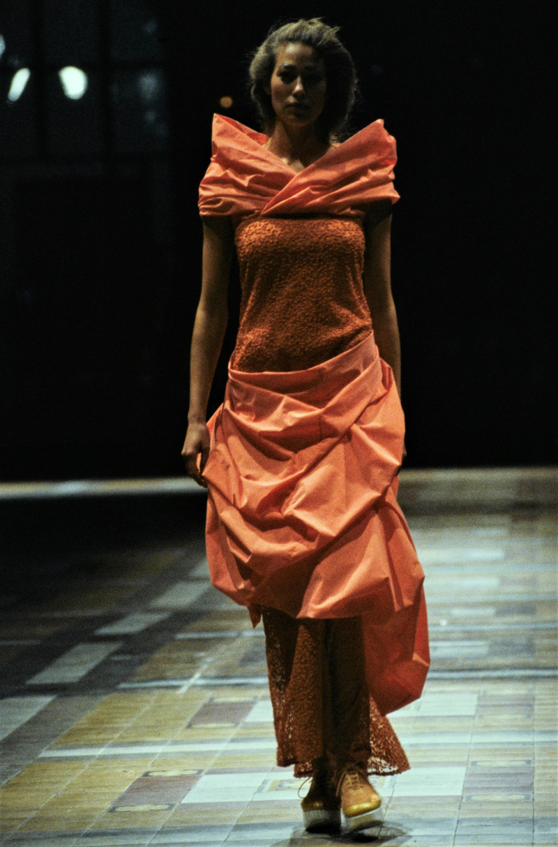 Issey Miyake fashion show for Spring/Summer 1998
