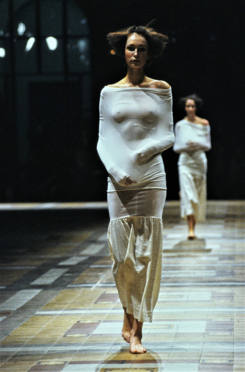 Issey Miyake fashion show for Spring/Summer 1998