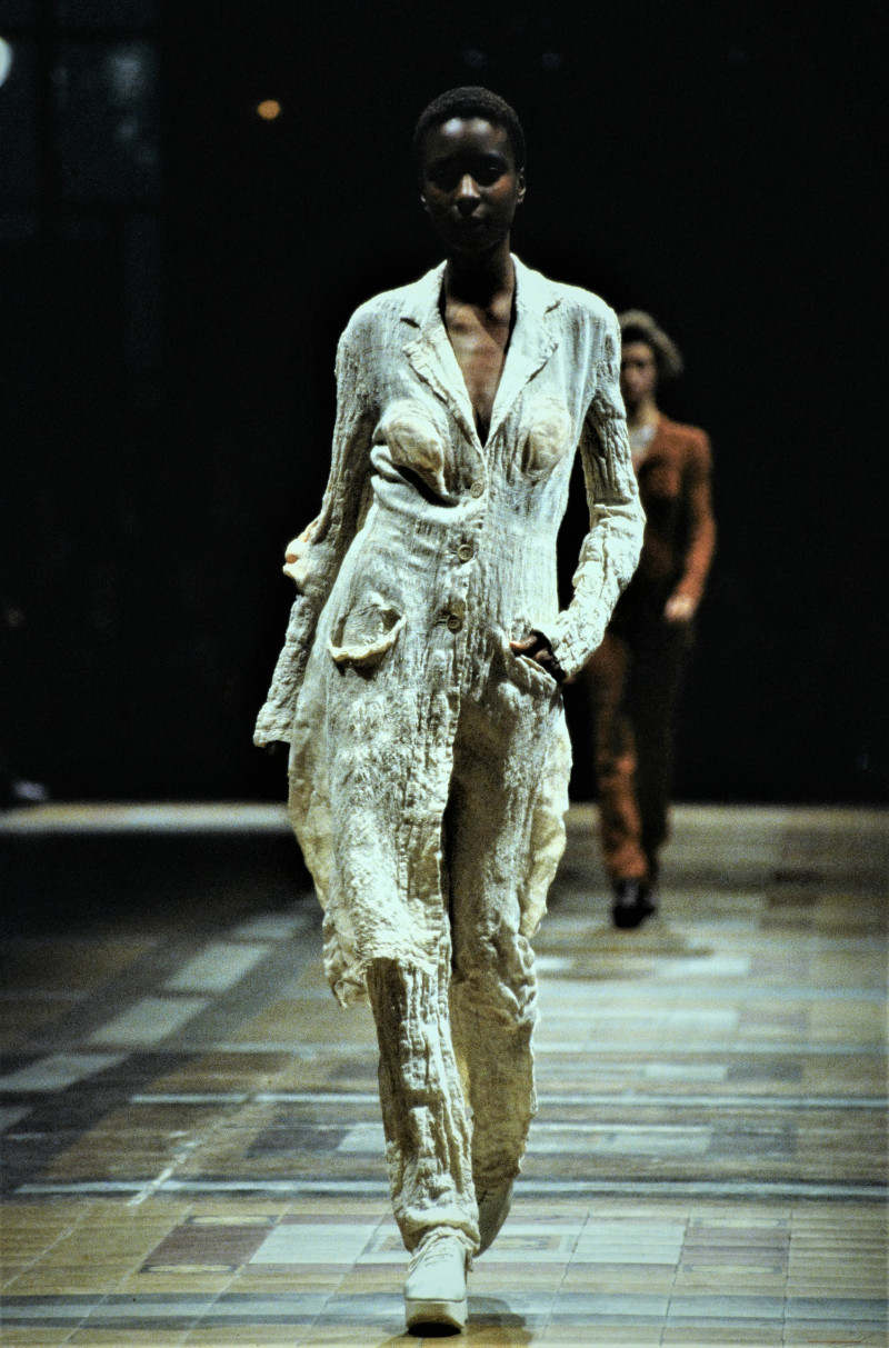 Issey Miyake fashion show for Spring/Summer 1998