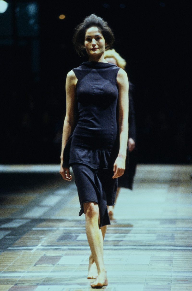 Issey Miyake fashion show for Spring/Summer 1998