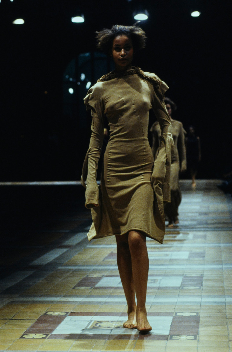 Issey Miyake fashion show for Spring/Summer 1998