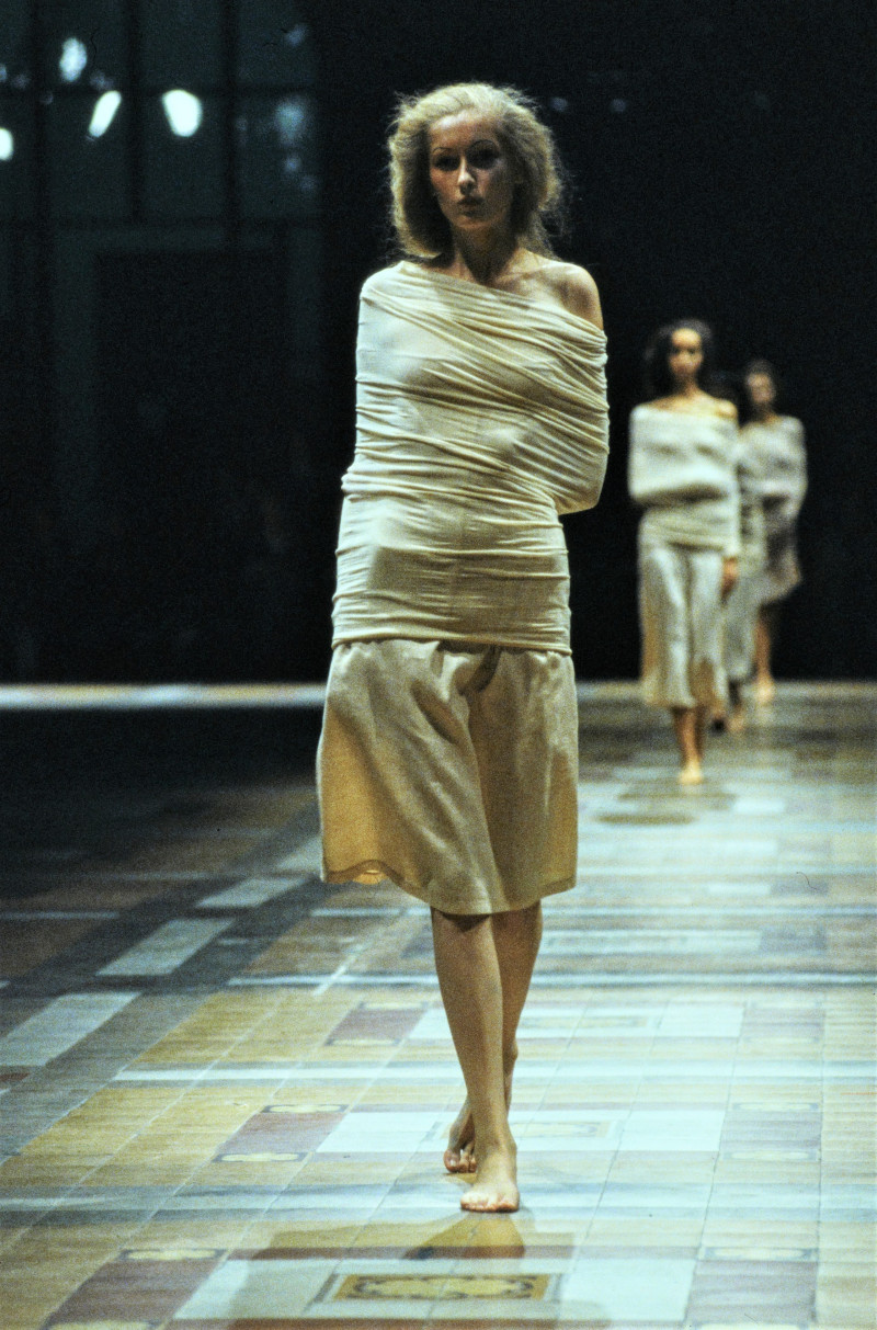 Issey Miyake fashion show for Spring/Summer 1998