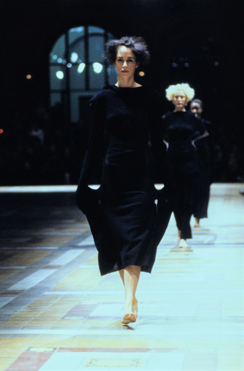 Issey Miyake fashion show for Spring/Summer 1998