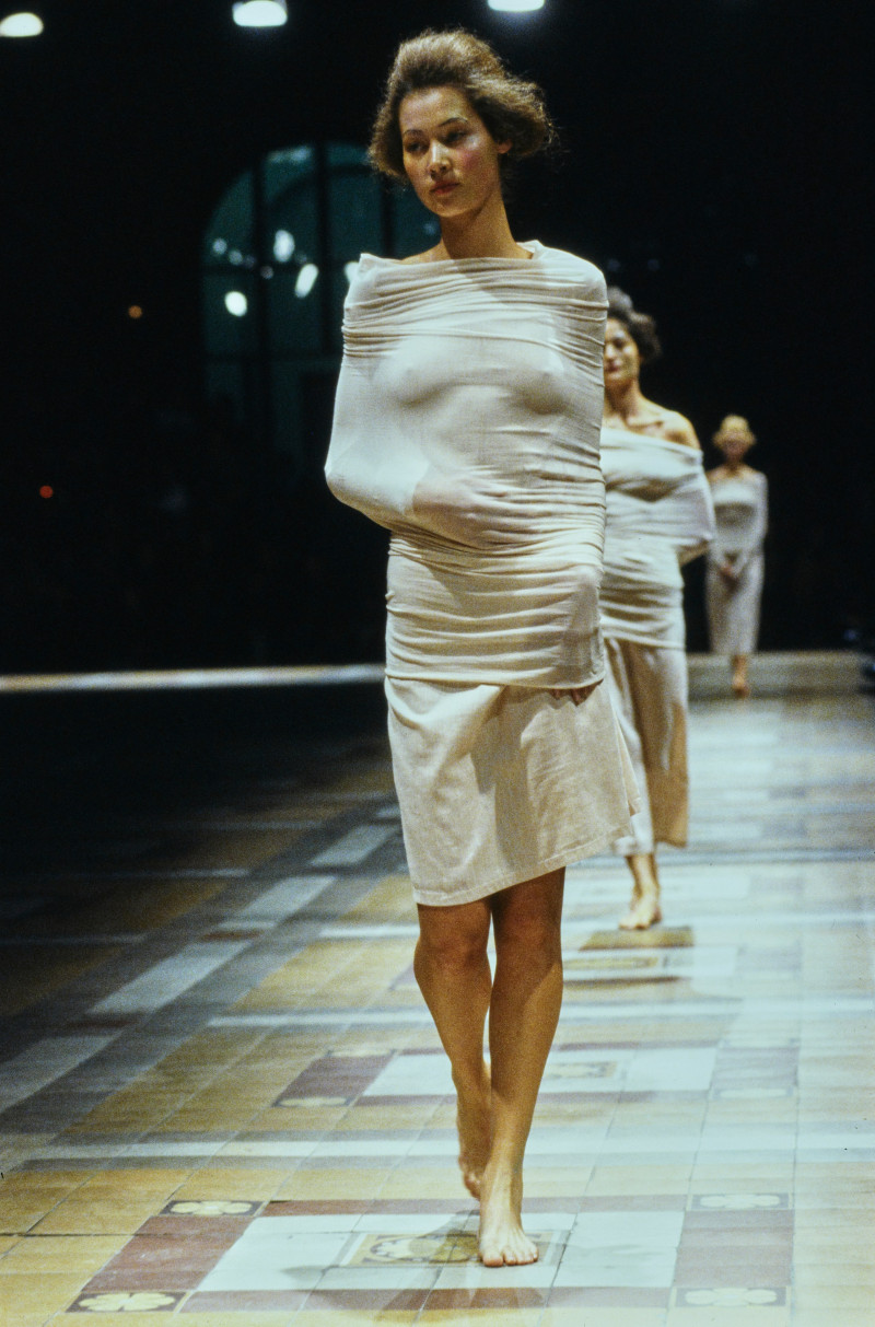 Issey Miyake fashion show for Spring/Summer 1998