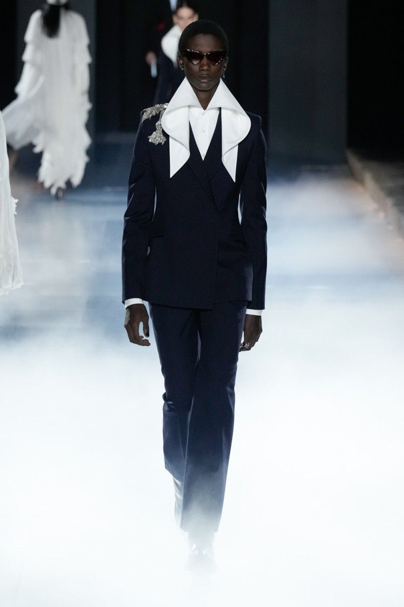 Alexander McQueen fashion show for Spring/Summer 2025
