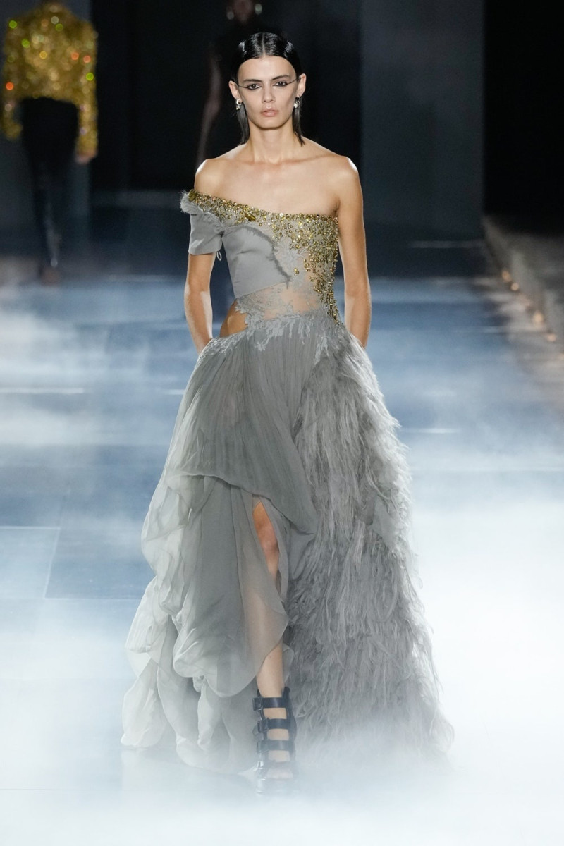 Alexander McQueen fashion show for Spring/Summer 2025