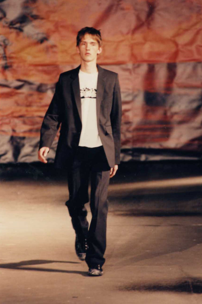 Raf Simons fashion show for Spring/Summer 1998