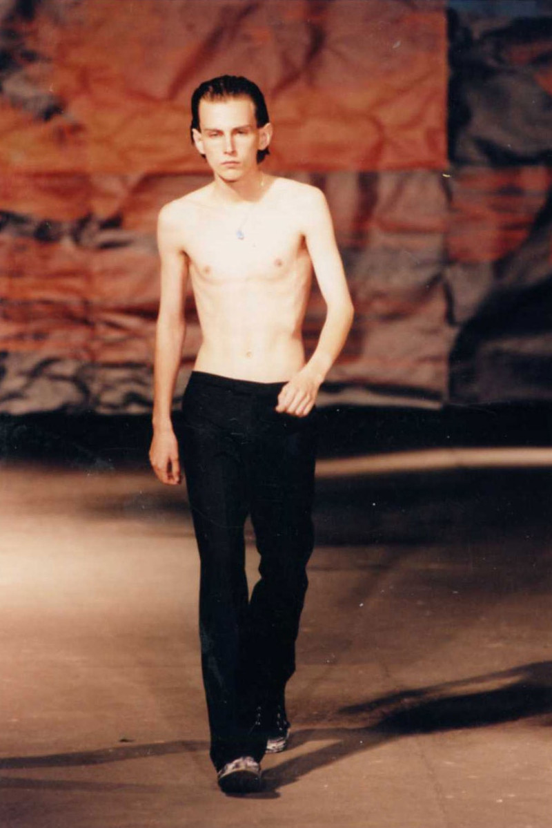 Raf Simons fashion show for Spring/Summer 1998