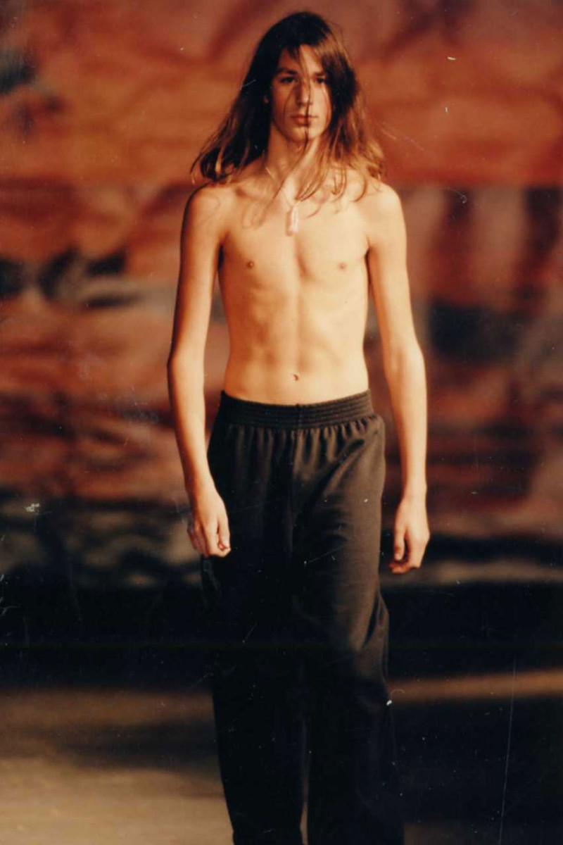 Raf Simons fashion show for Spring/Summer 1998