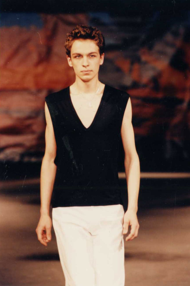 Raf Simons fashion show for Spring/Summer 1998