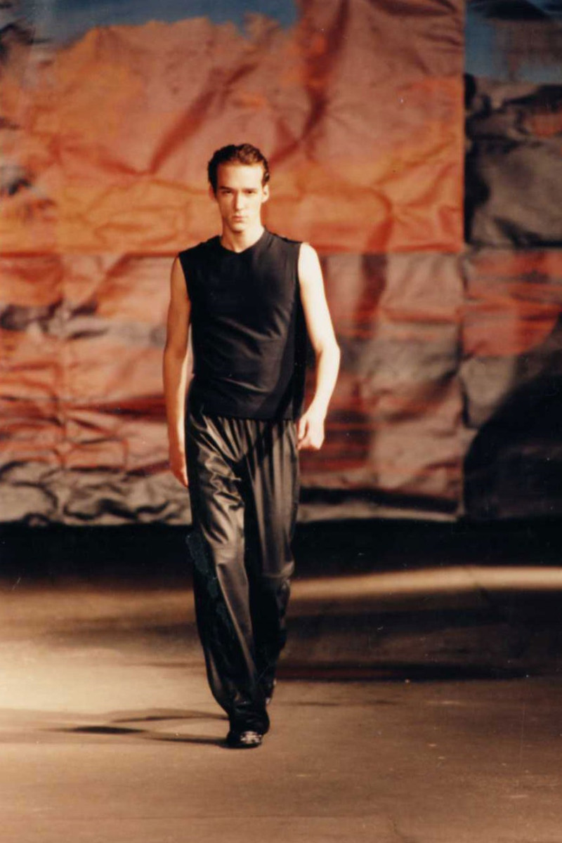 Raf Simons fashion show for Spring/Summer 1998
