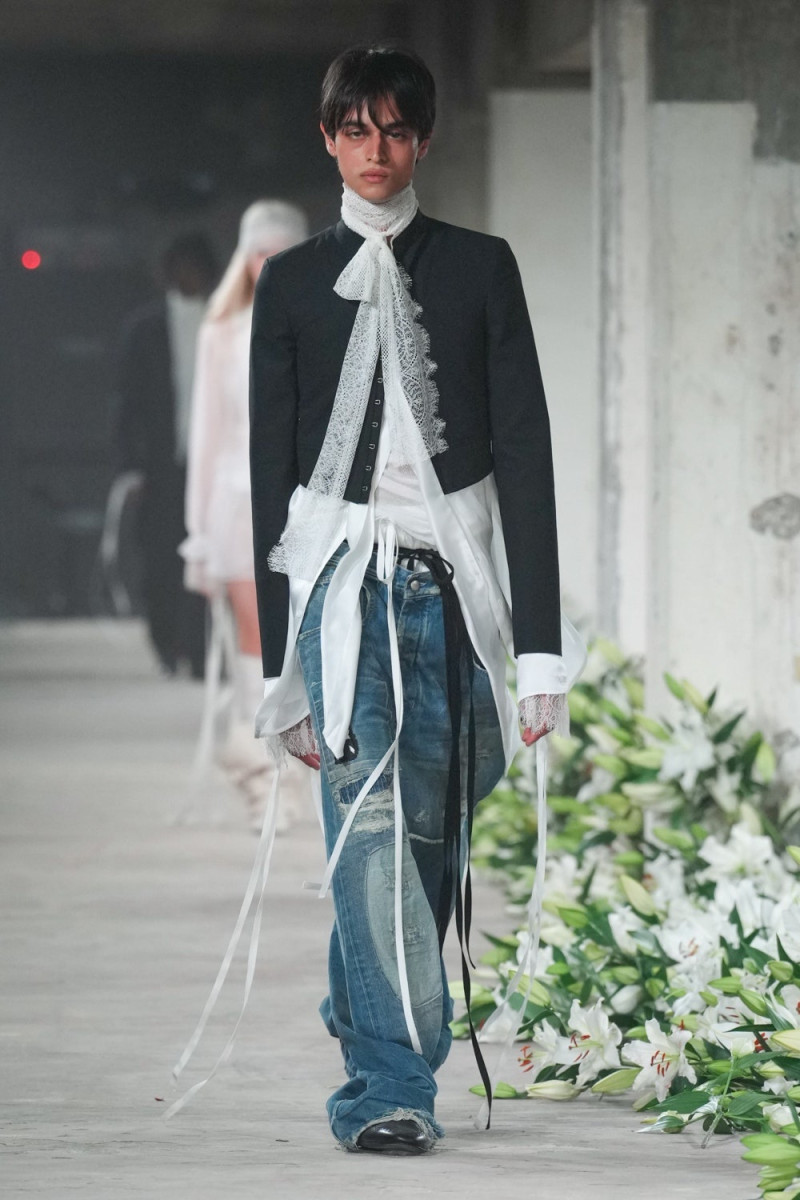 Ann Demeulemeester fashion show for Spring/Summer 2025