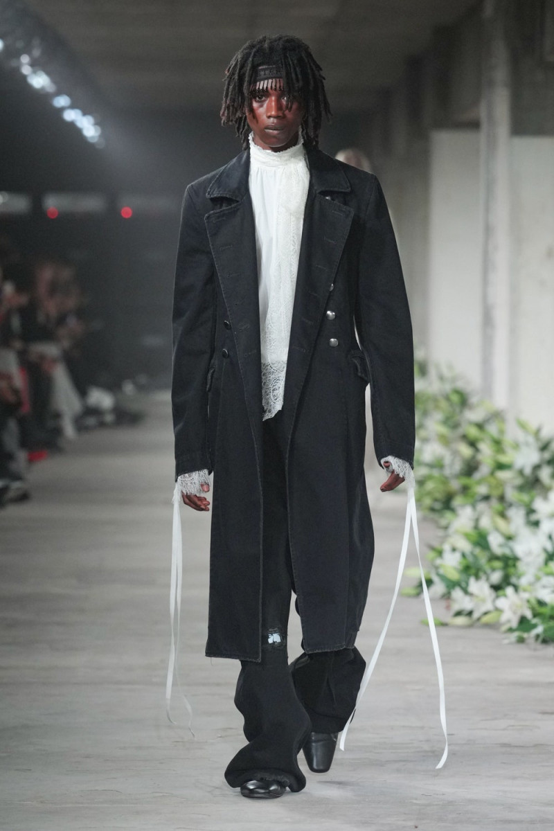 Ann Demeulemeester fashion show for Spring/Summer 2025