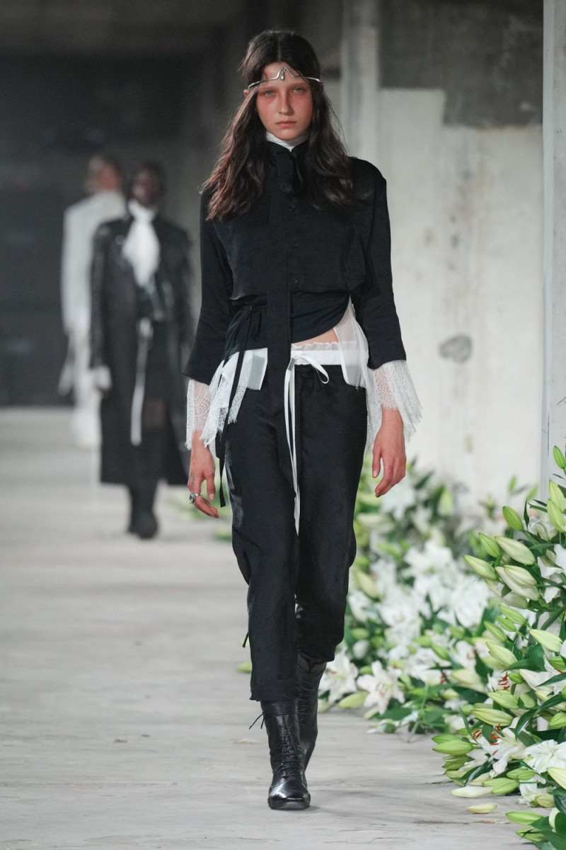 Ann Demeulemeester fashion show for Spring/Summer 2025