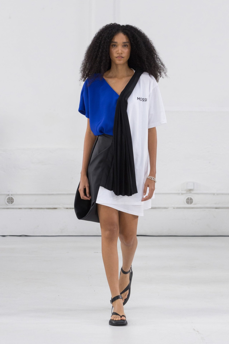 Mossi fashion show for Spring/Summer 2025