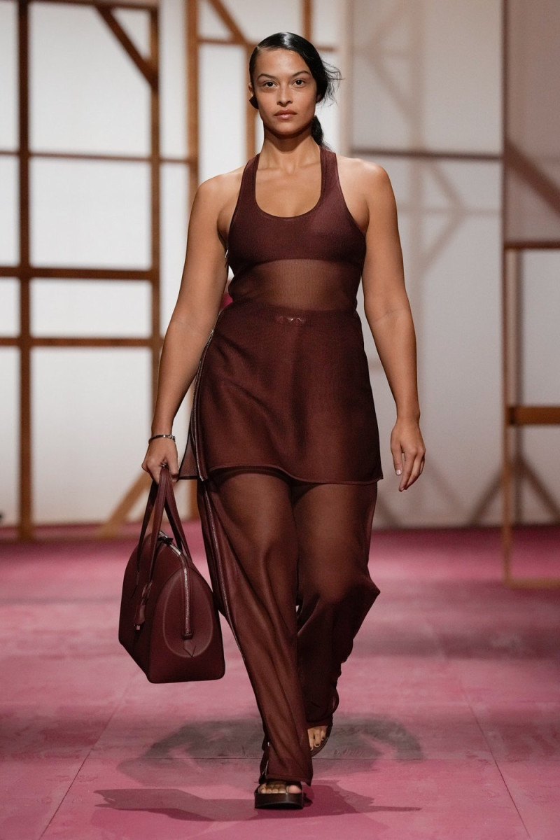 Hermès fashion show for Spring/Summer 2025