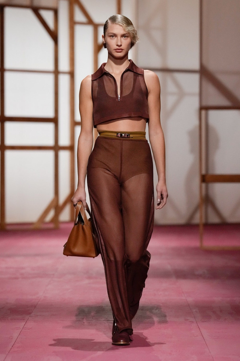Hermès fashion show for Spring/Summer 2025