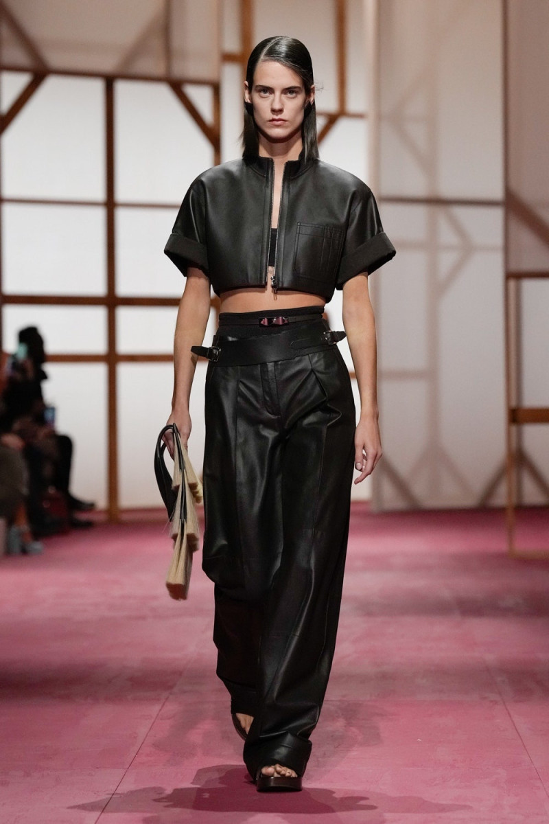 Hermès fashion show for Spring/Summer 2025