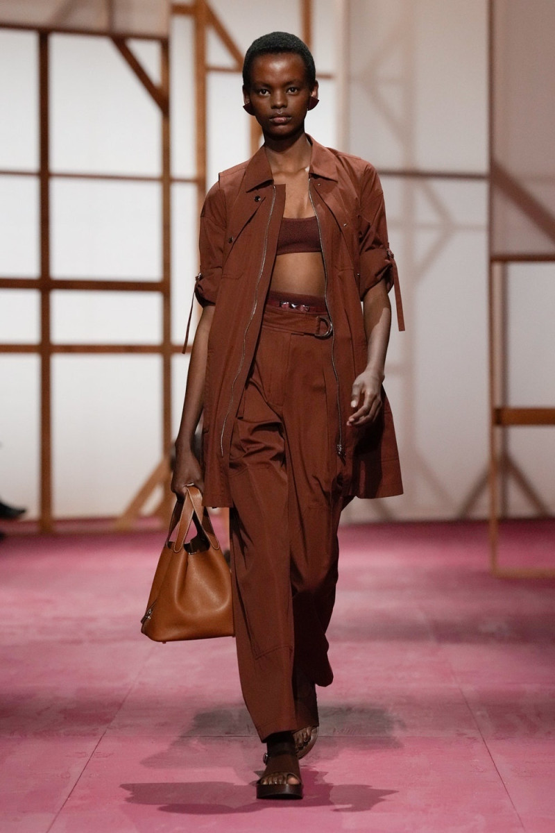 Hermès fashion show for Spring/Summer 2025