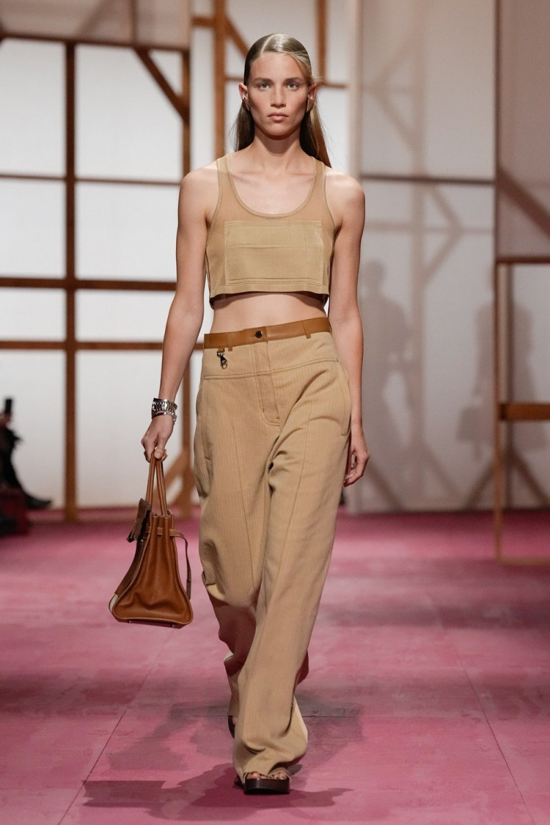 Hermès fashion show for Spring/Summer 2025