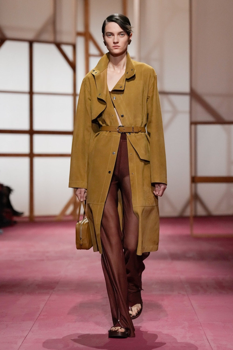 Hermès fashion show for Spring/Summer 2025
