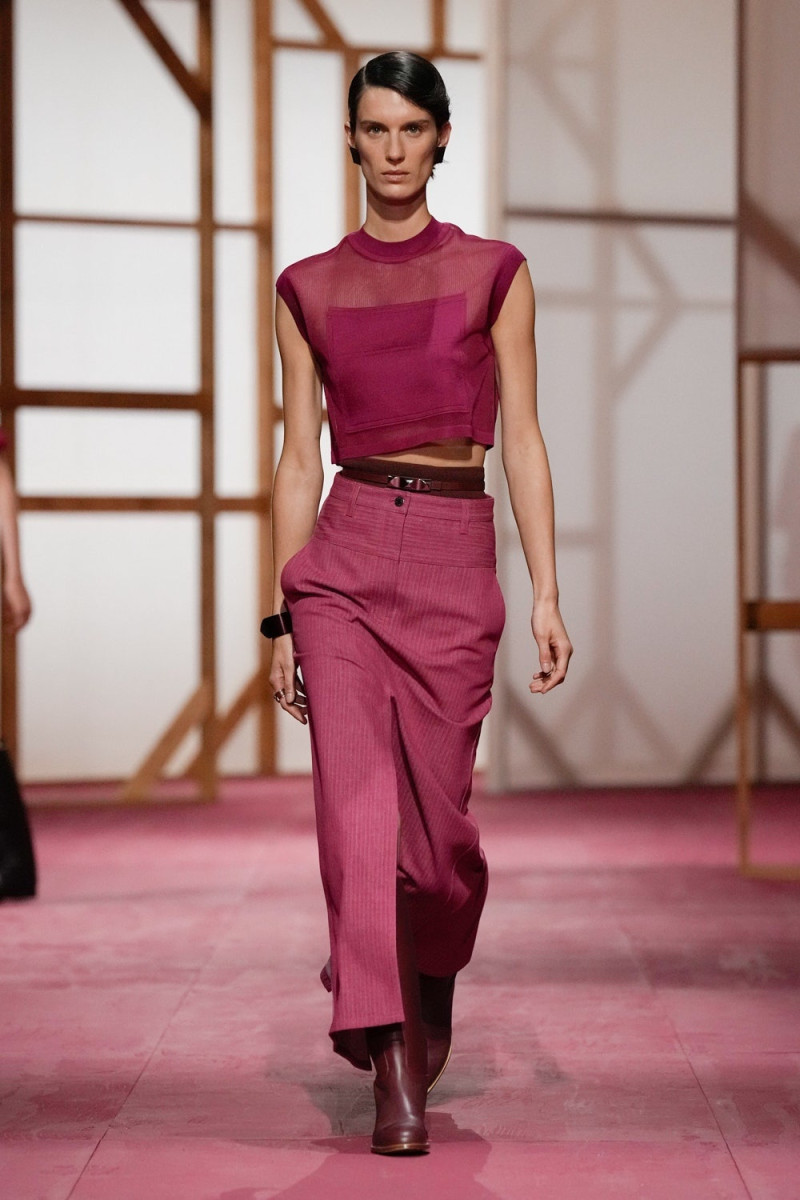 Hermès fashion show for Spring/Summer 2025