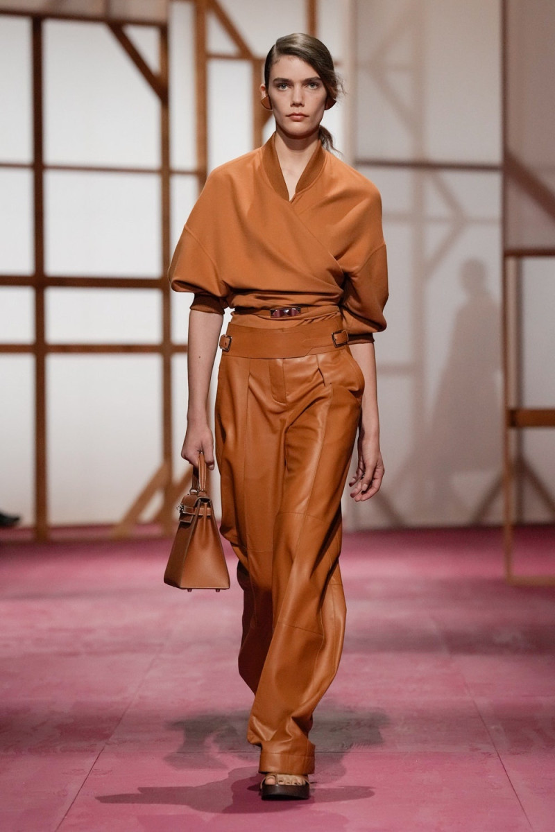 Hermès fashion show for Spring/Summer 2025