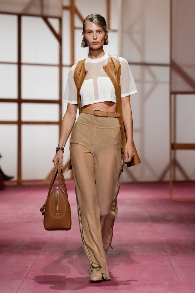 Hermès fashion show for Spring/Summer 2025