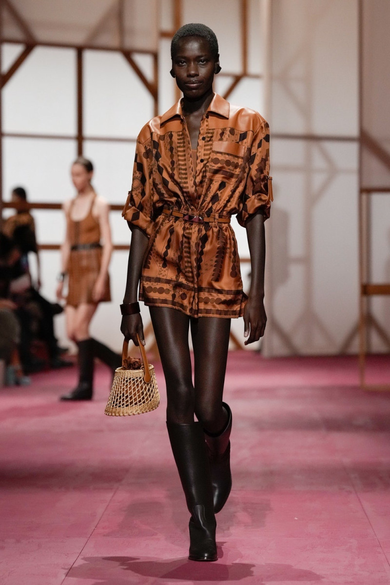 Hermès fashion show for Spring/Summer 2025