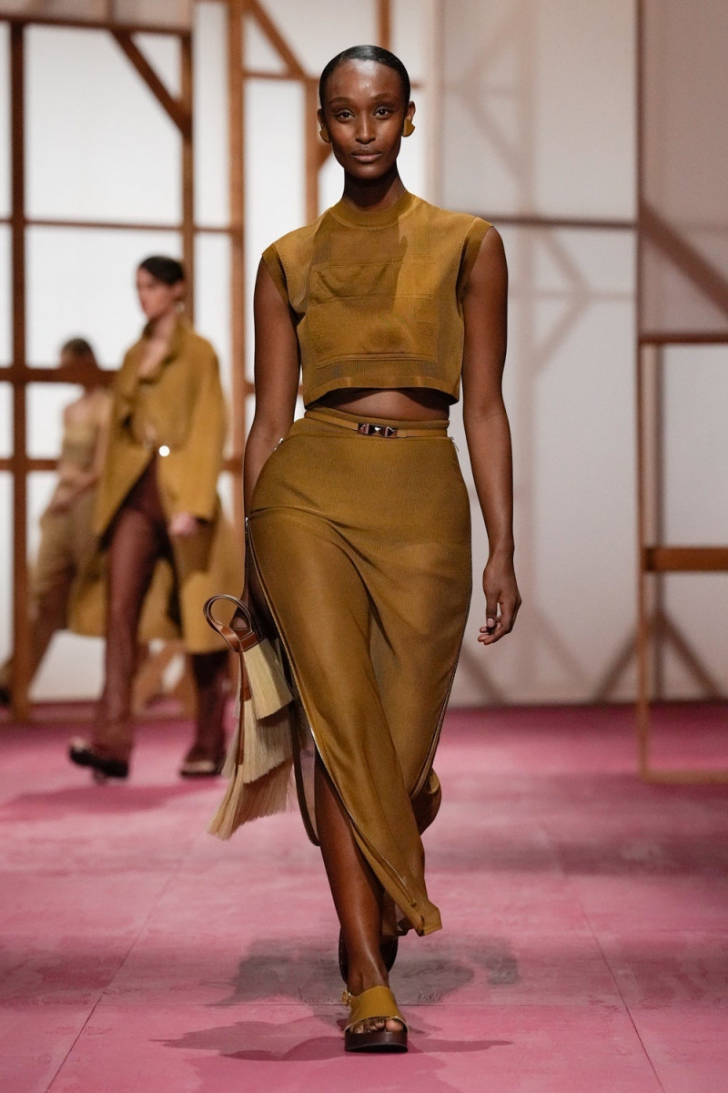 Hermès fashion show for Spring/Summer 2025
