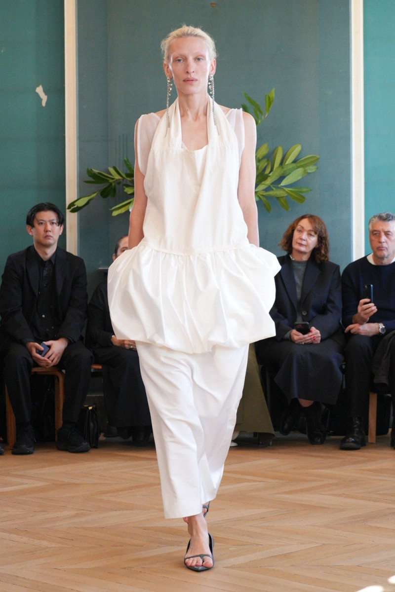 Carven fashion show for Spring/Summer 2025