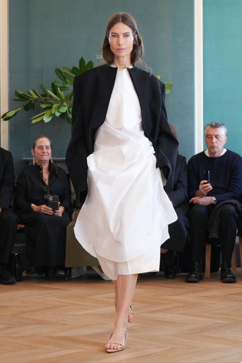 Carven fashion show for Spring/Summer 2025