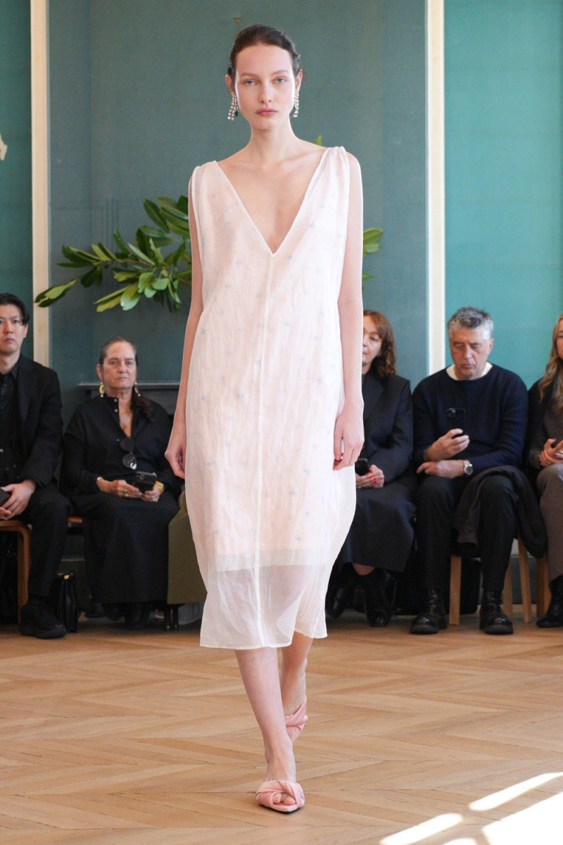 Carven fashion show for Spring/Summer 2025