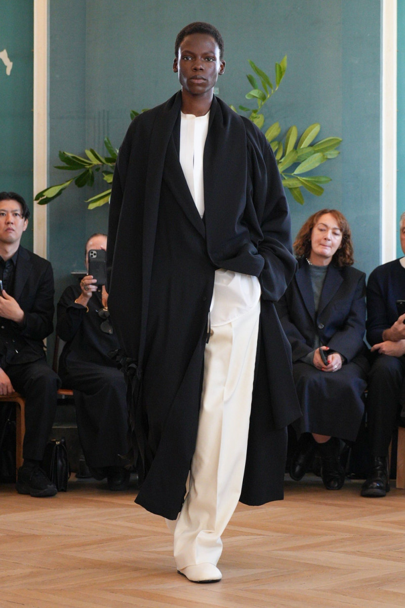 Carven fashion show for Spring/Summer 2025