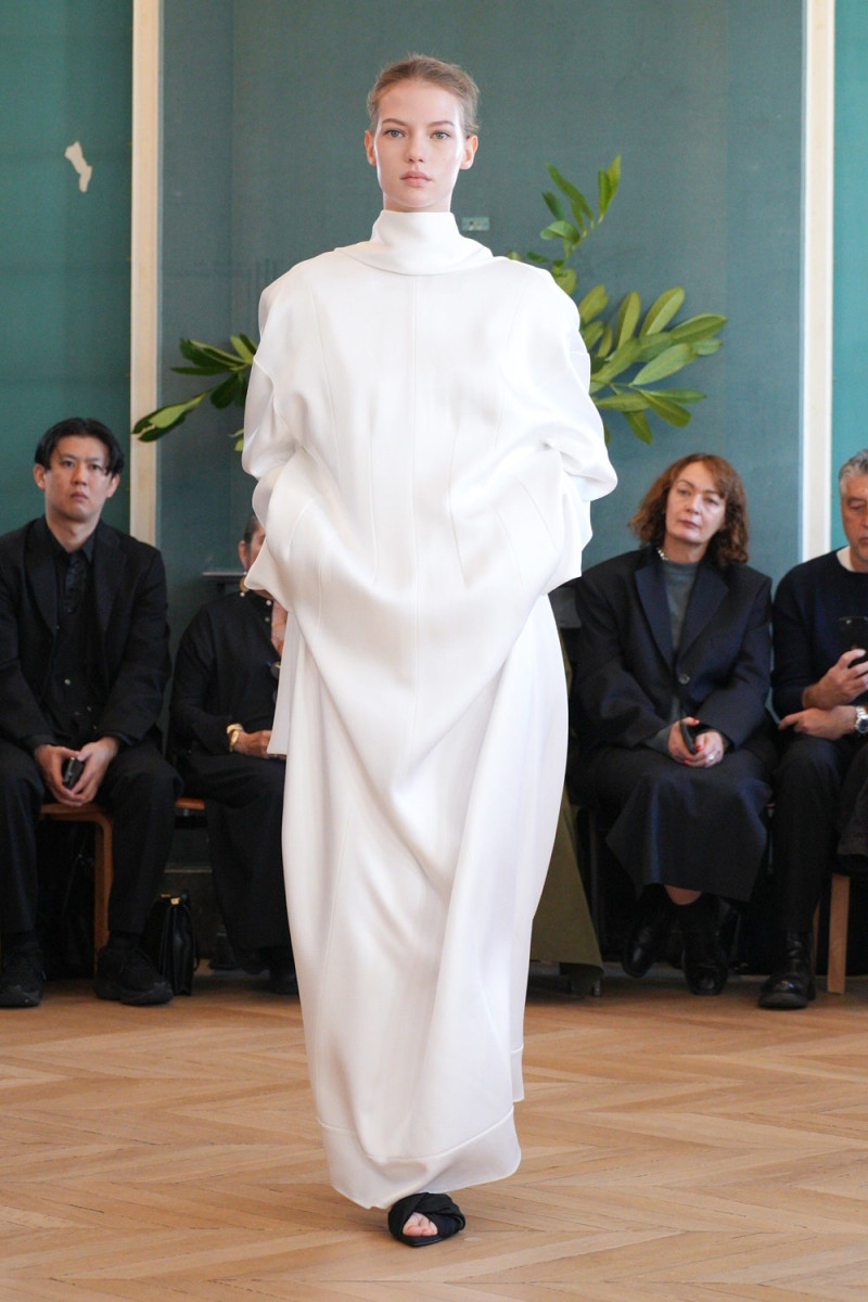 Carven fashion show for Spring/Summer 2025