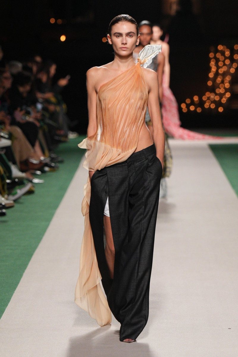 Victoria Beckham fashion show for Spring/Summer 2025