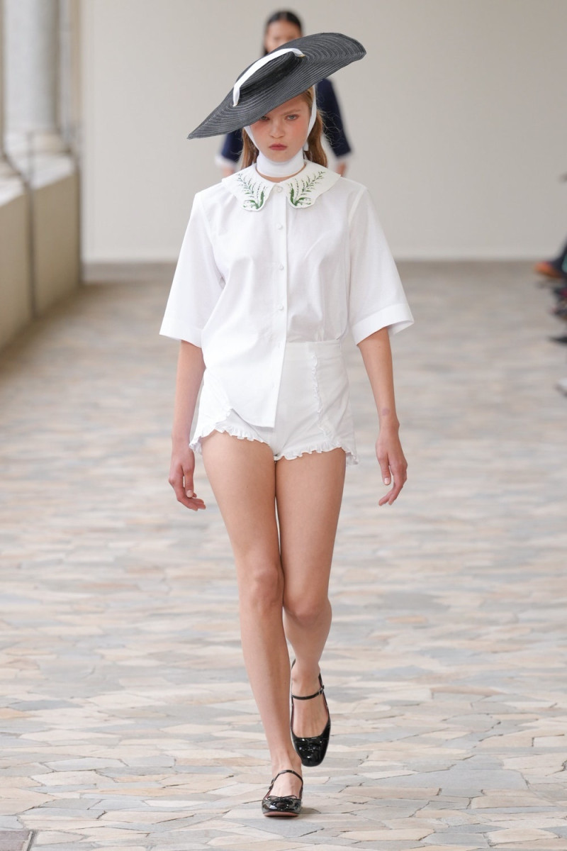 Vivetta fashion show for Spring/Summer 2025