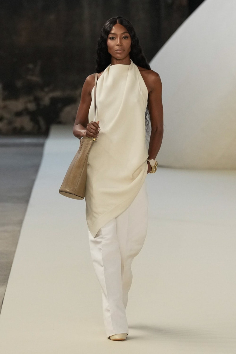 Tod\'s fashion show for Spring/Summer 2025