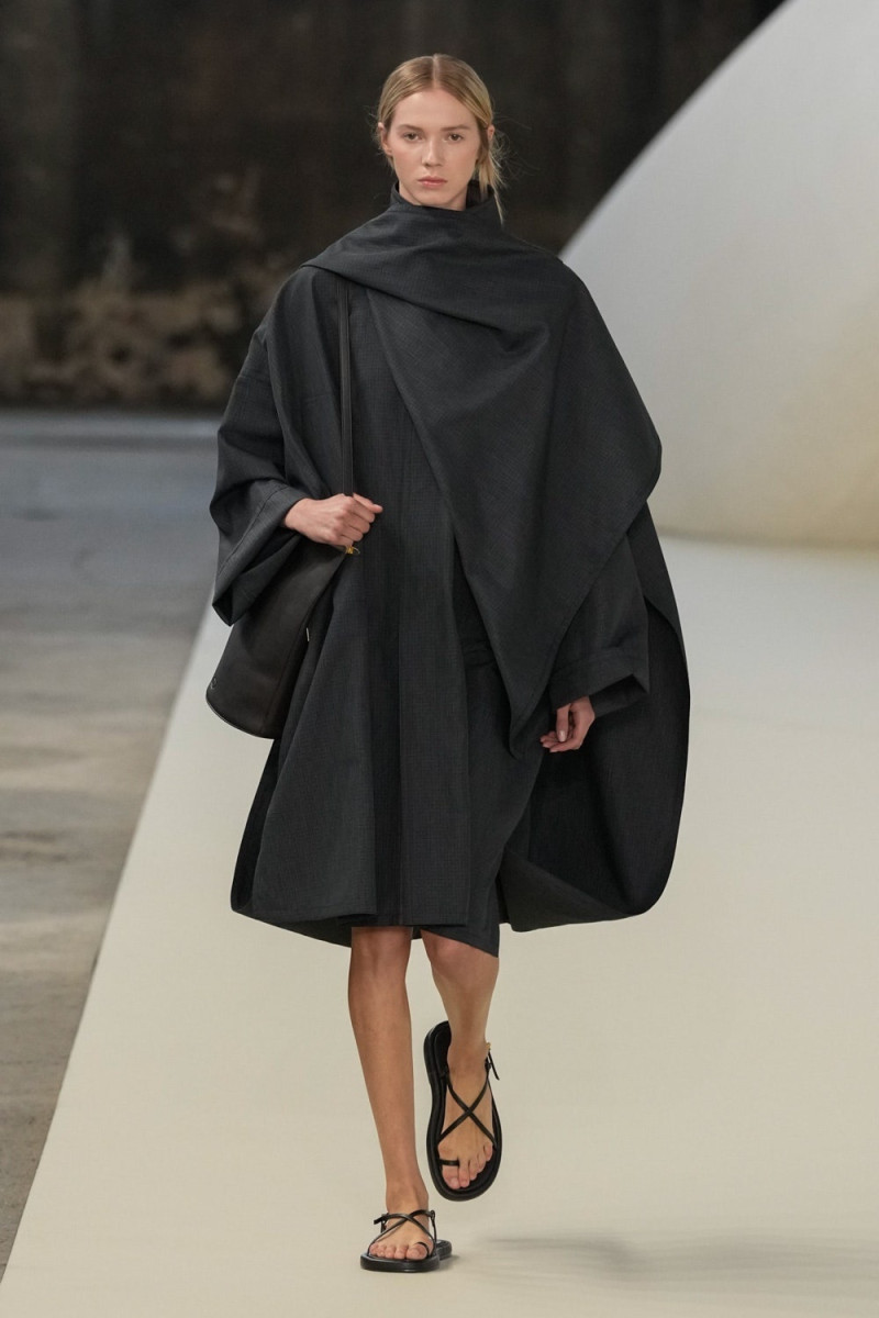 Tod\'s fashion show for Spring/Summer 2025