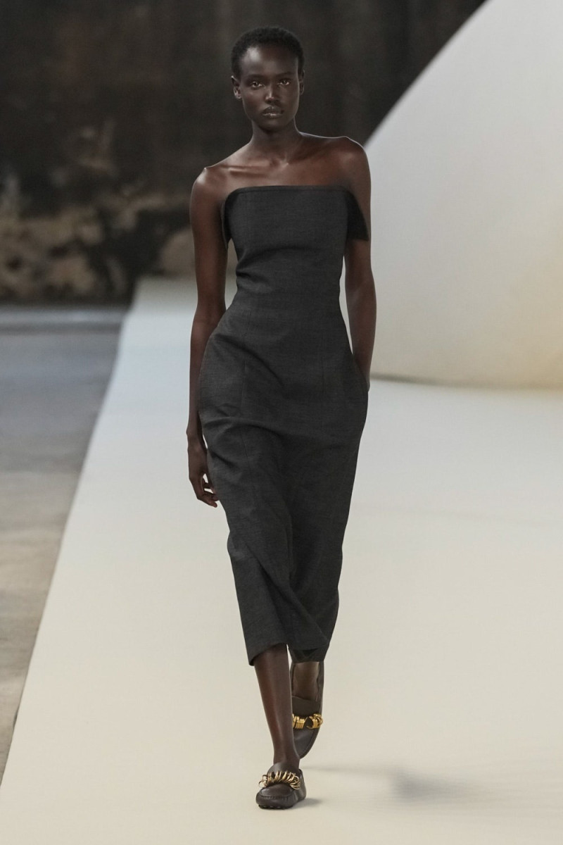 Tod\'s fashion show for Spring/Summer 2025