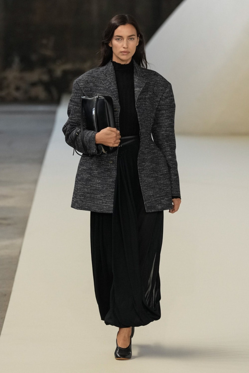 Tod\'s fashion show for Spring/Summer 2025