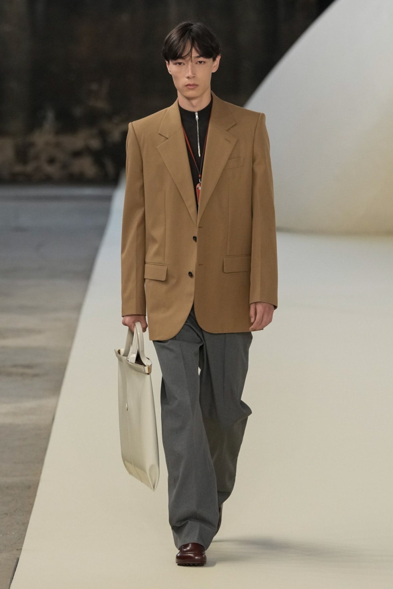 Tod\'s fashion show for Spring/Summer 2025