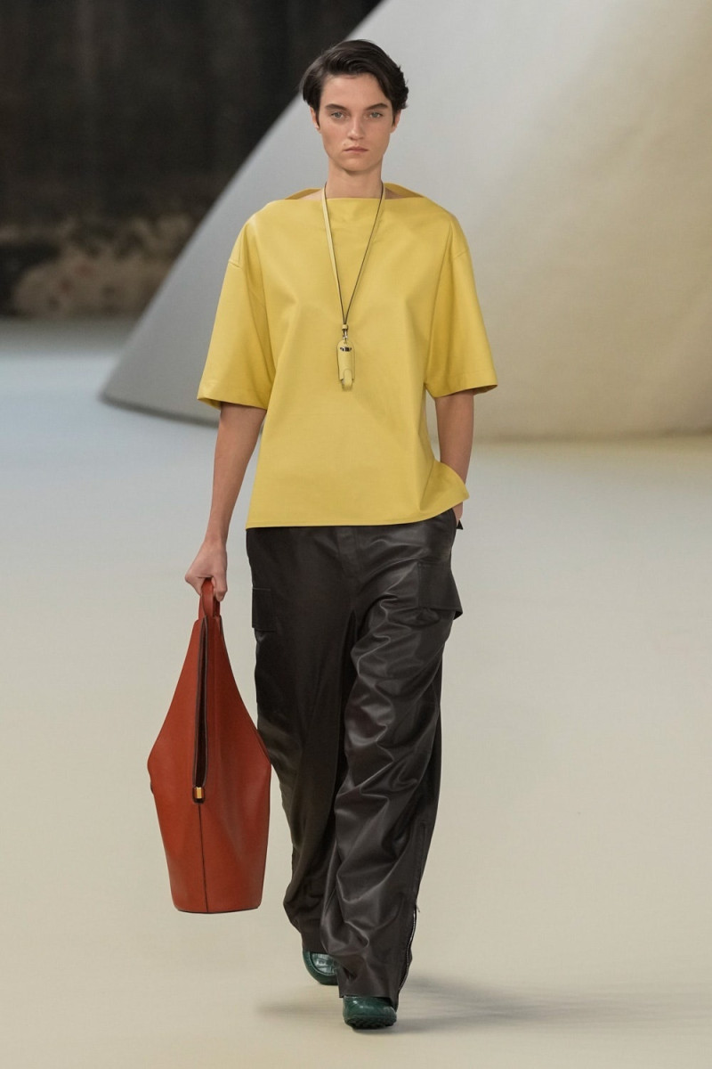 Tod\'s fashion show for Spring/Summer 2025
