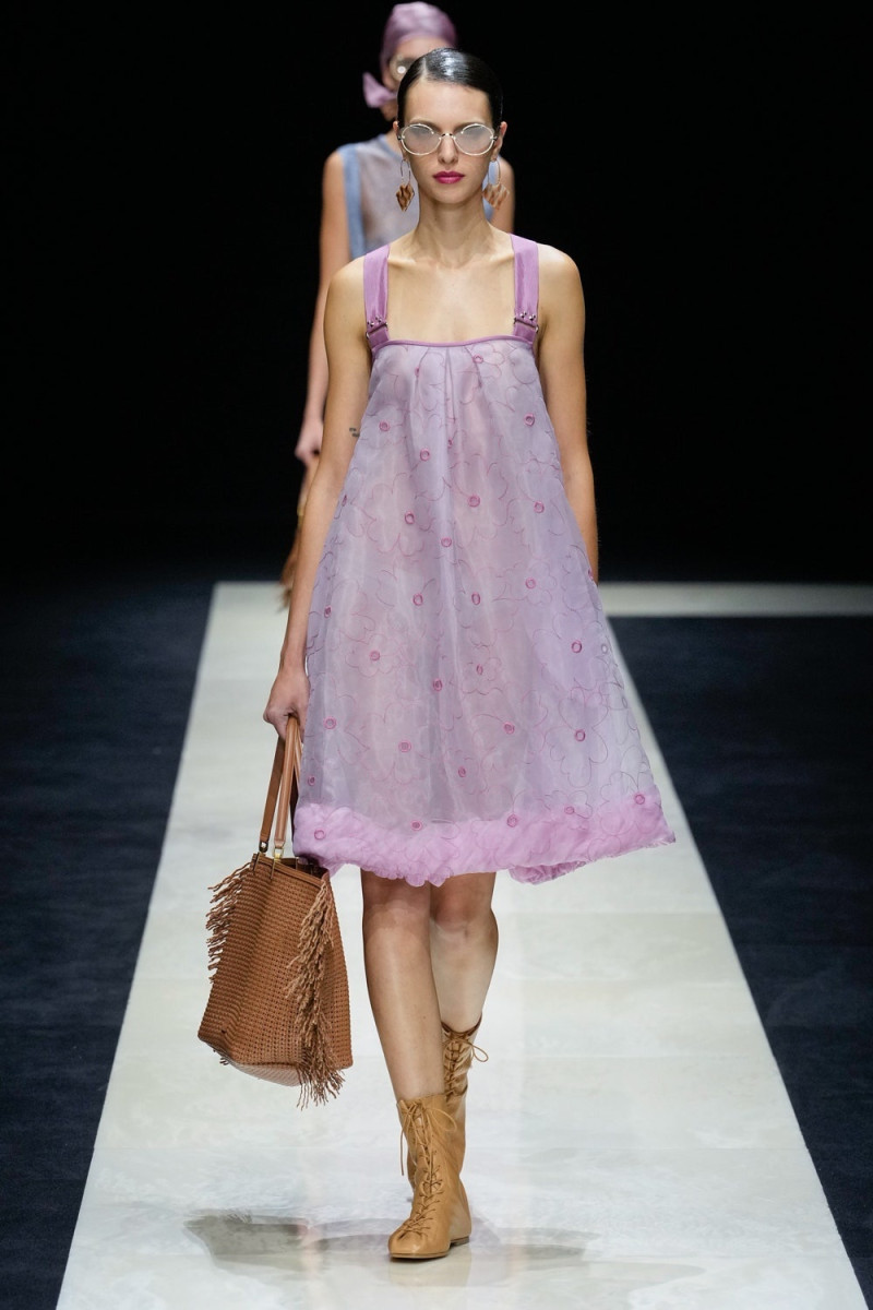 Emporio Armani fashion show for Spring/Summer 2025