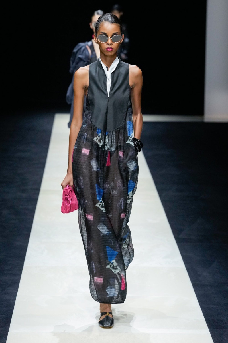 Emporio Armani fashion show for Spring/Summer 2025
