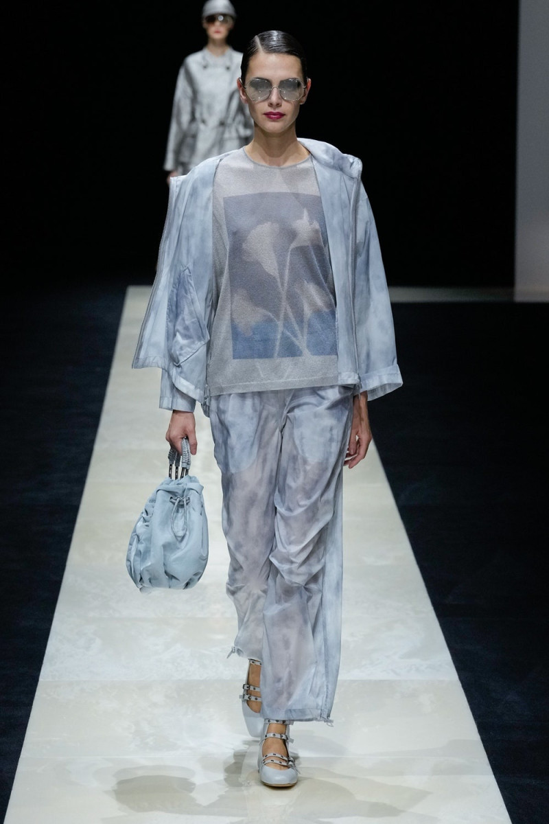 Emporio Armani fashion show for Spring/Summer 2025