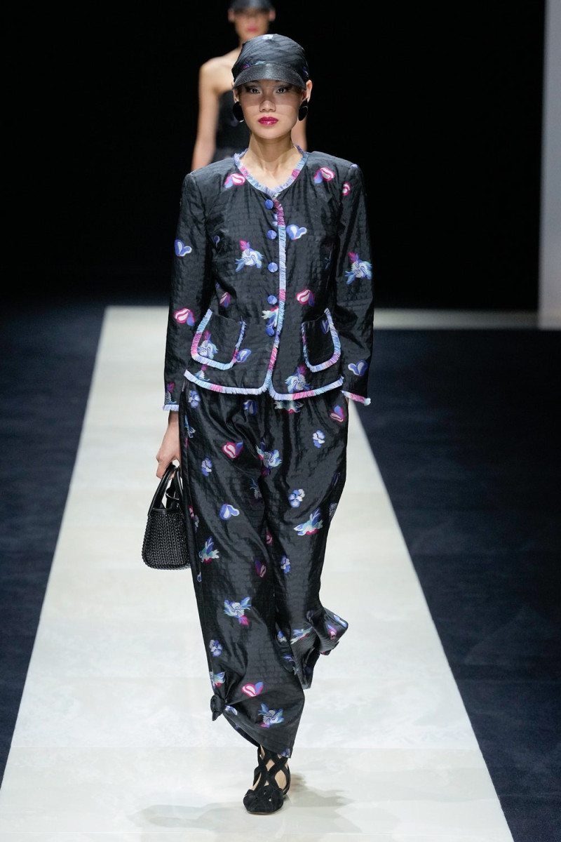 Emporio Armani fashion show for Spring/Summer 2025