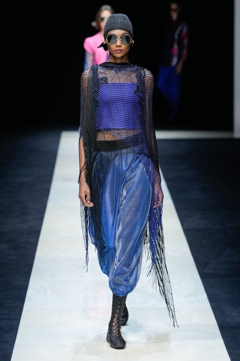 Emporio Armani fashion show for Spring/Summer 2025